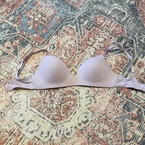 Victoria's Secret Soft Lavender Bra